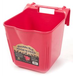 Double-Tuf 14 Quart Hook-n-Feed Feeder